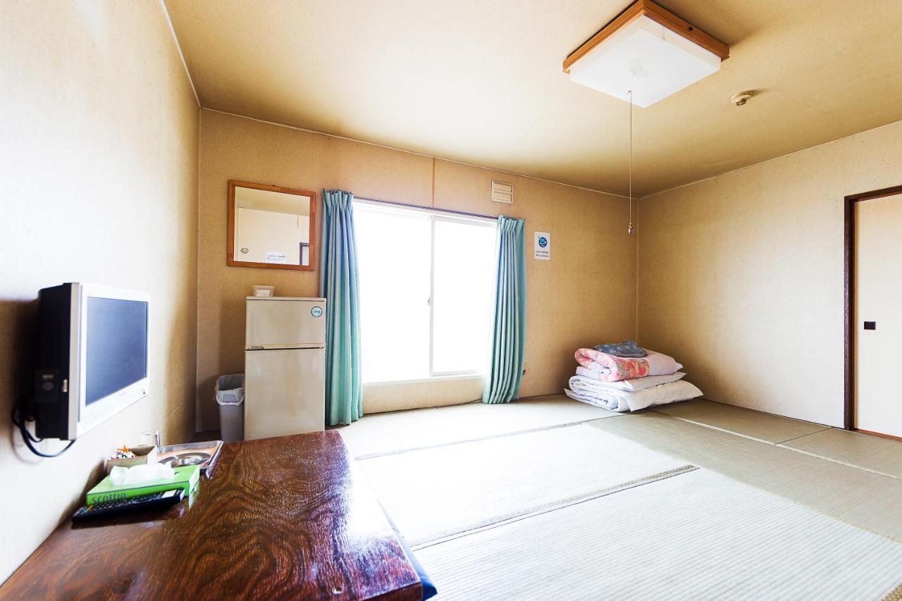 Minshuku Nihonkai Hotel Ishikari Екстериор снимка