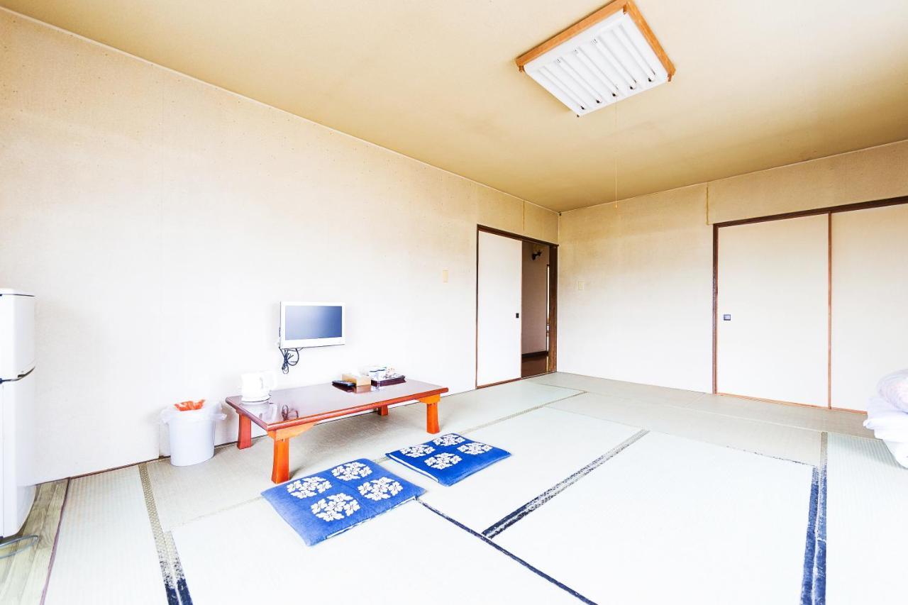 Minshuku Nihonkai Hotel Ishikari Екстериор снимка