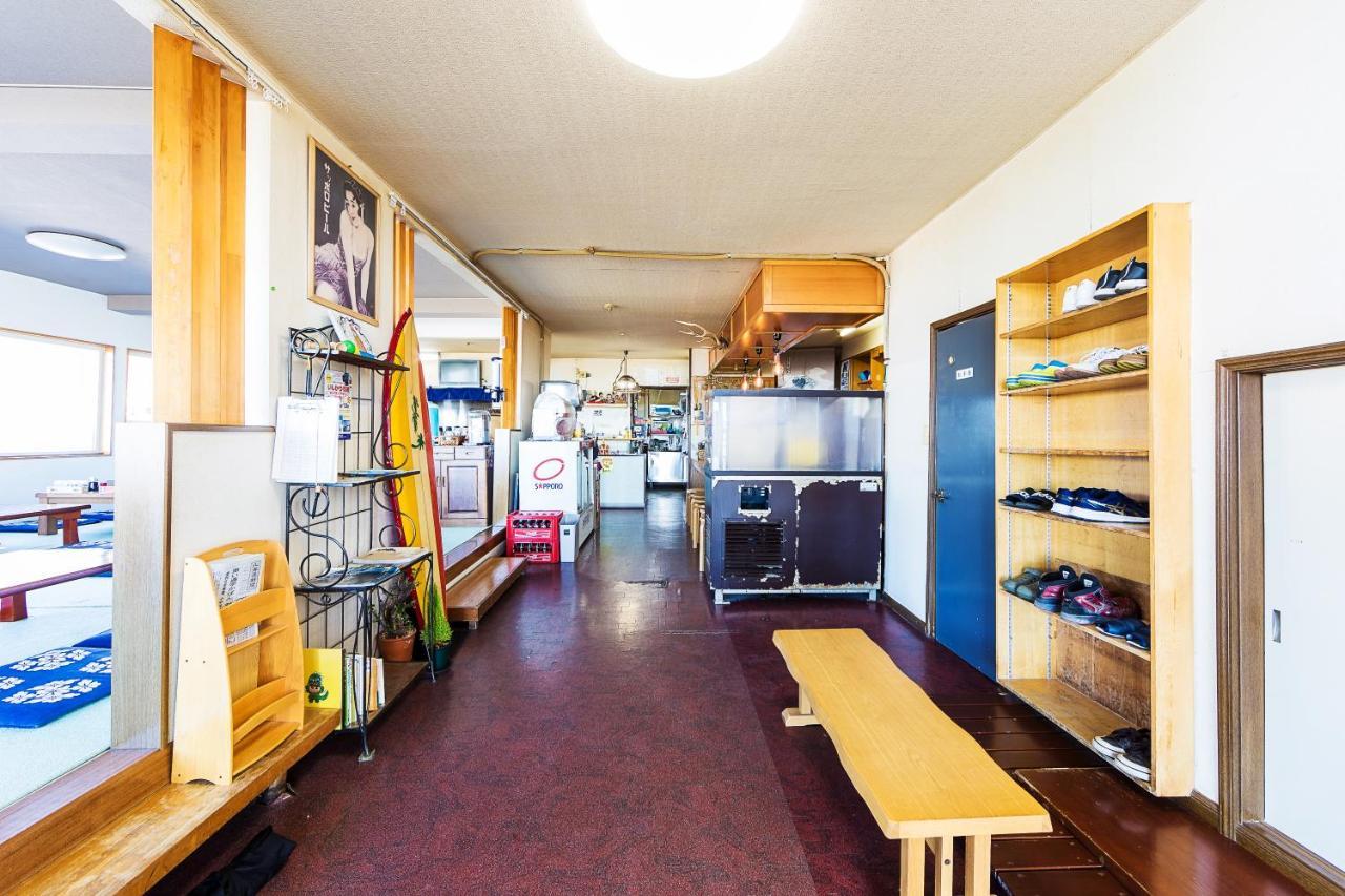 Minshuku Nihonkai Hotel Ishikari Екстериор снимка
