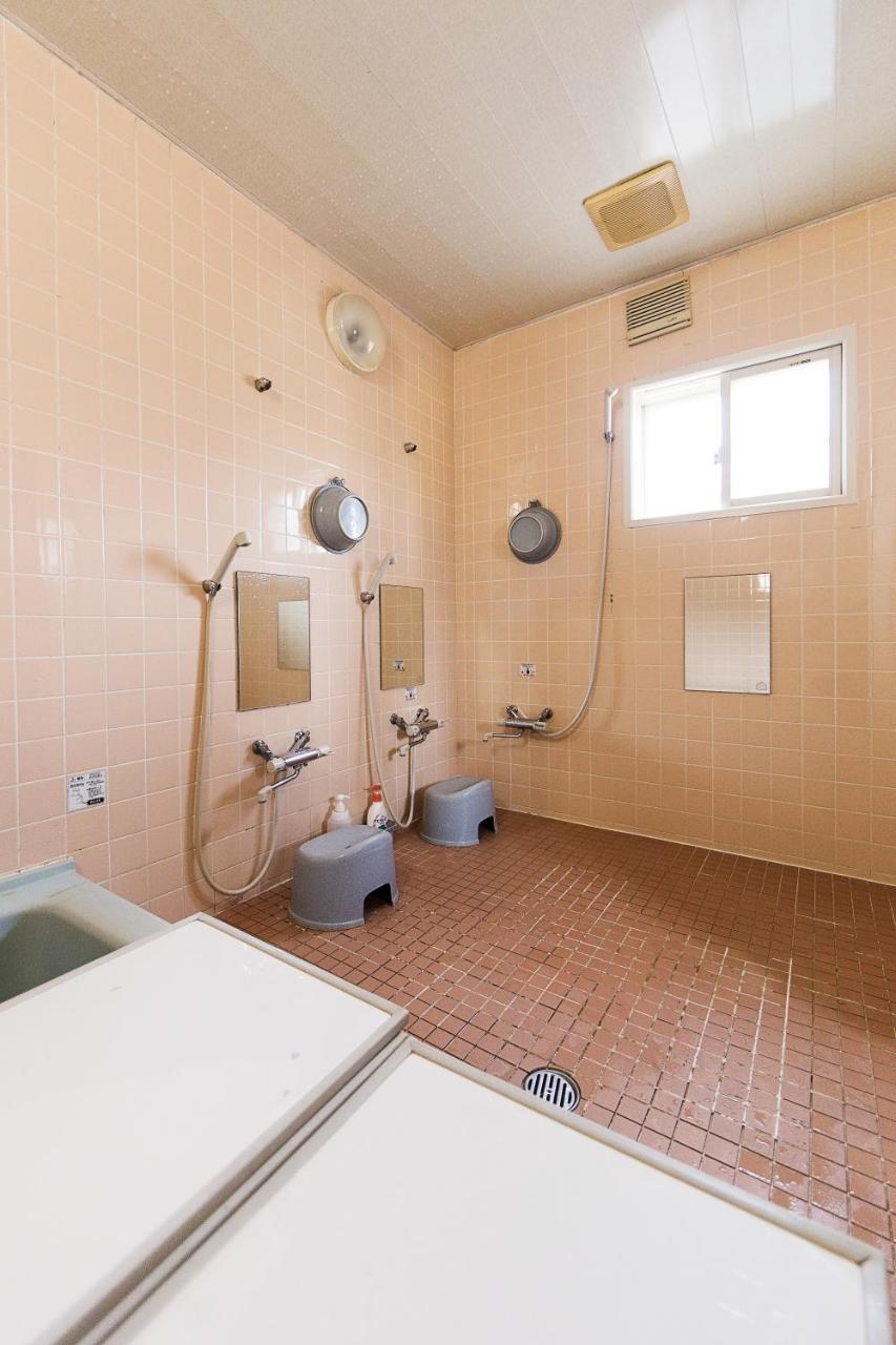 Minshuku Nihonkai Hotel Ishikari Екстериор снимка