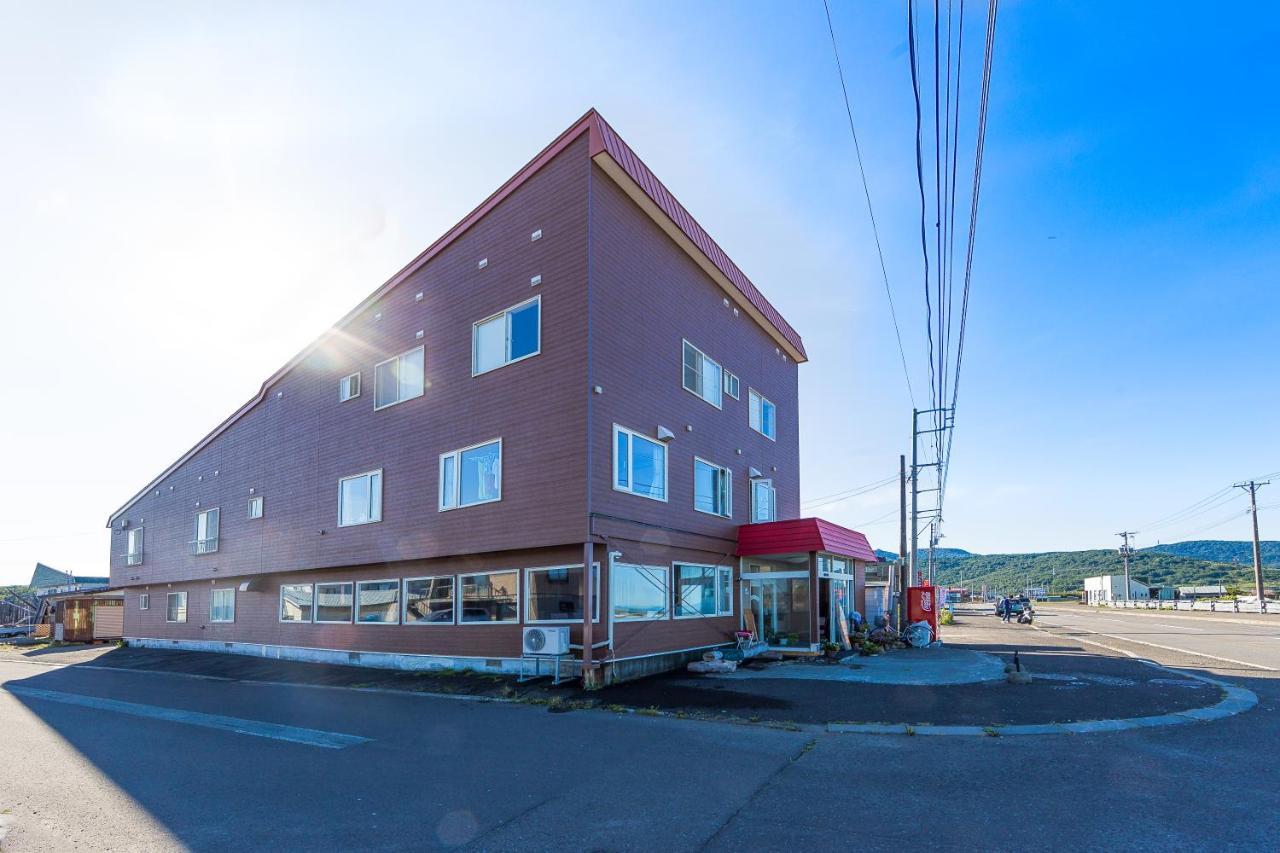 Minshuku Nihonkai Hotel Ishikari Екстериор снимка